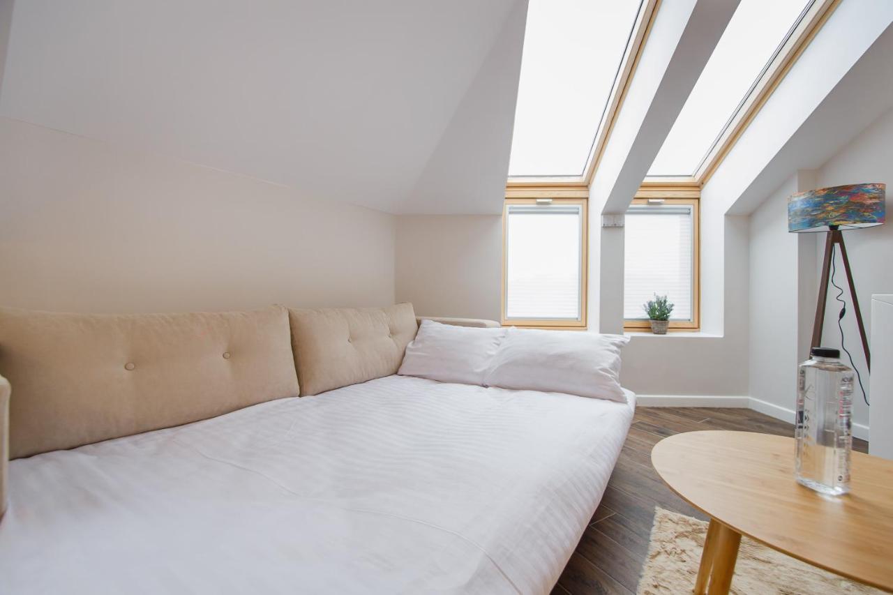 Skylight Loft Near City Center أرادايا المظهر الخارجي الصورة
